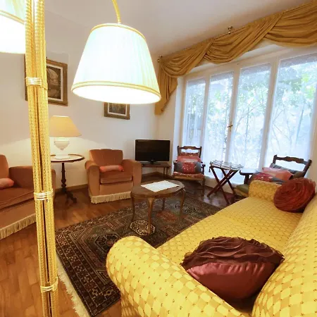 Casa Con Due Giardini Privati Vicino Al Mare E Ariston Apartman