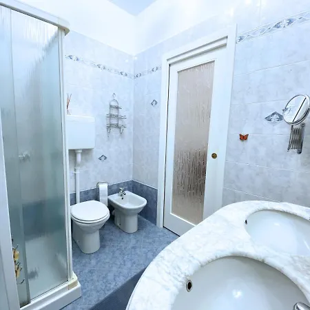 Casa Con Due Giardini Privati Vicino Al Mare E Ariston San Remo